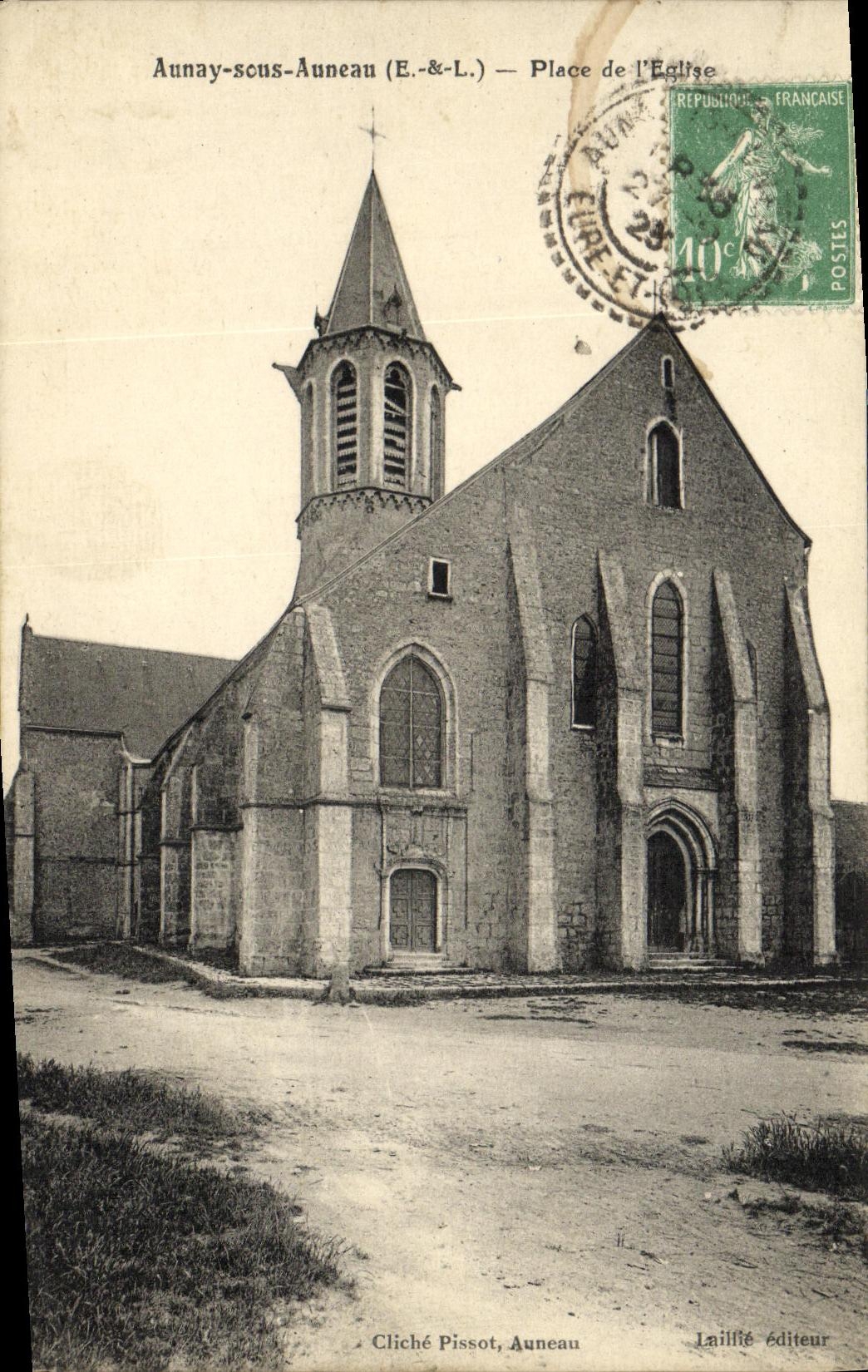 CPA Aunay Sous Auneau Place de L Eglise