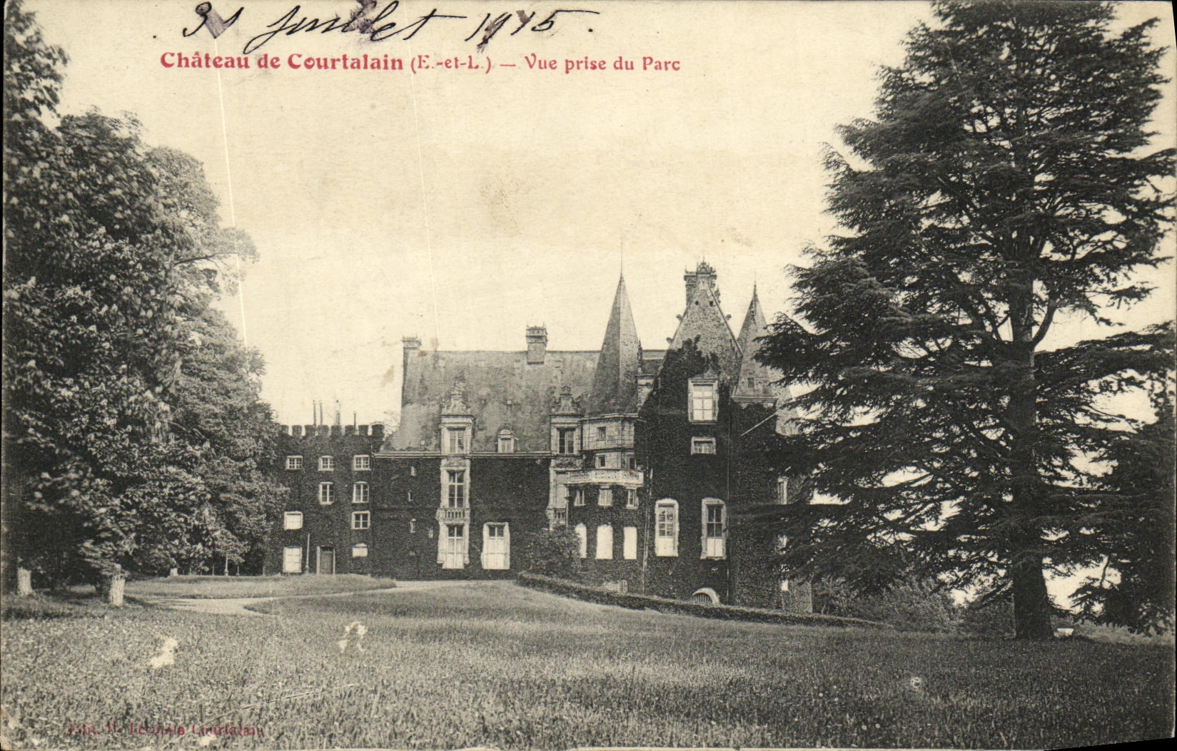 CPA Chateau de Courtalain Vue prise du parc