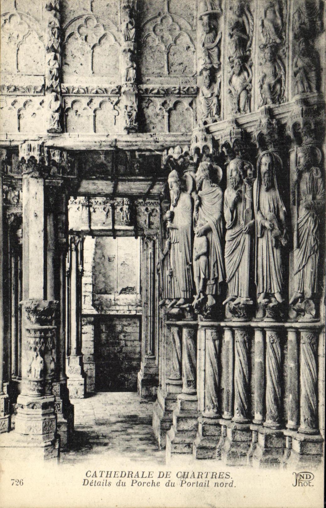 CPA Cathedrale de Chartres Details du Porche du Portail Nord