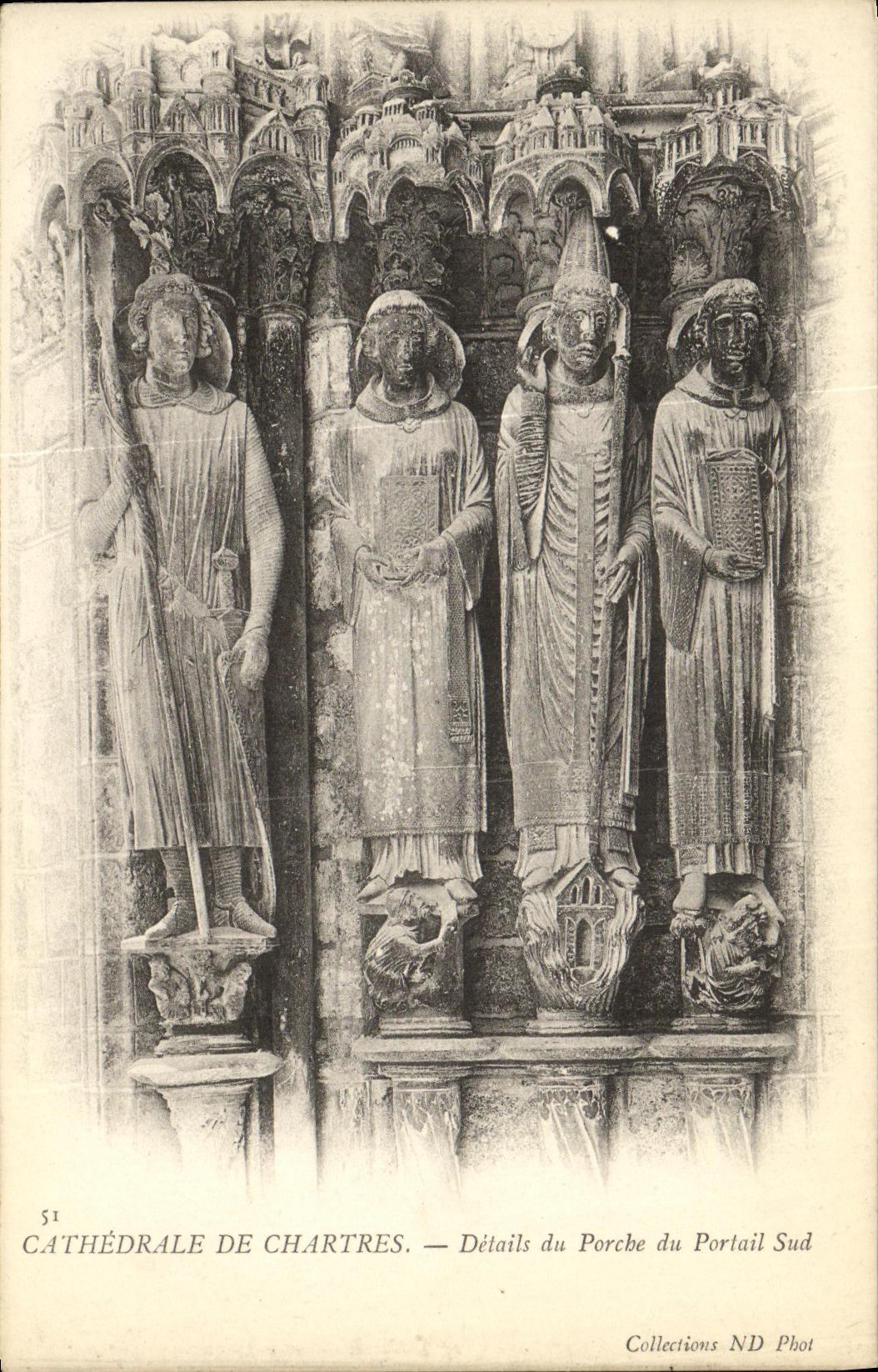CPA Cathedrale de Chartres Details du Porche du Portail Sud