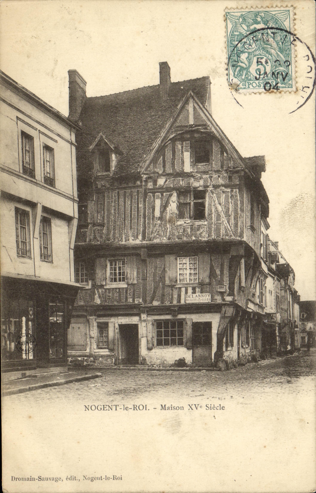 CPA Nogent le Roi Maison 15eme