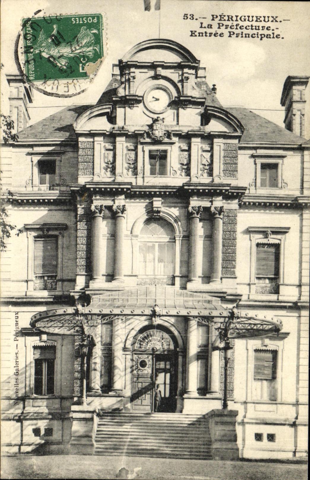 CPA Perigueux La Prefecture Entree Principale