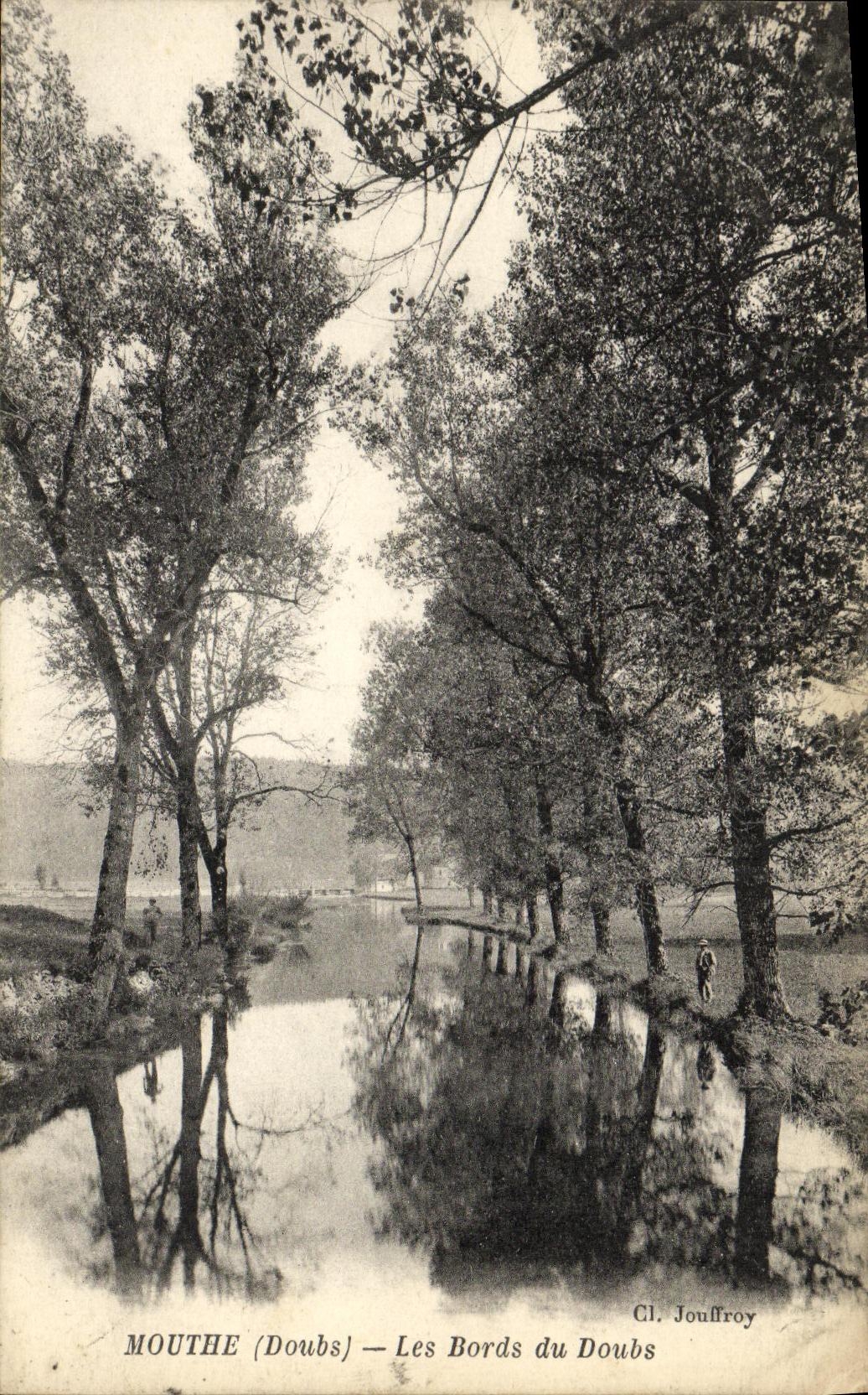 VINTAGE POSTCARD Mouthe Edges of Doubs