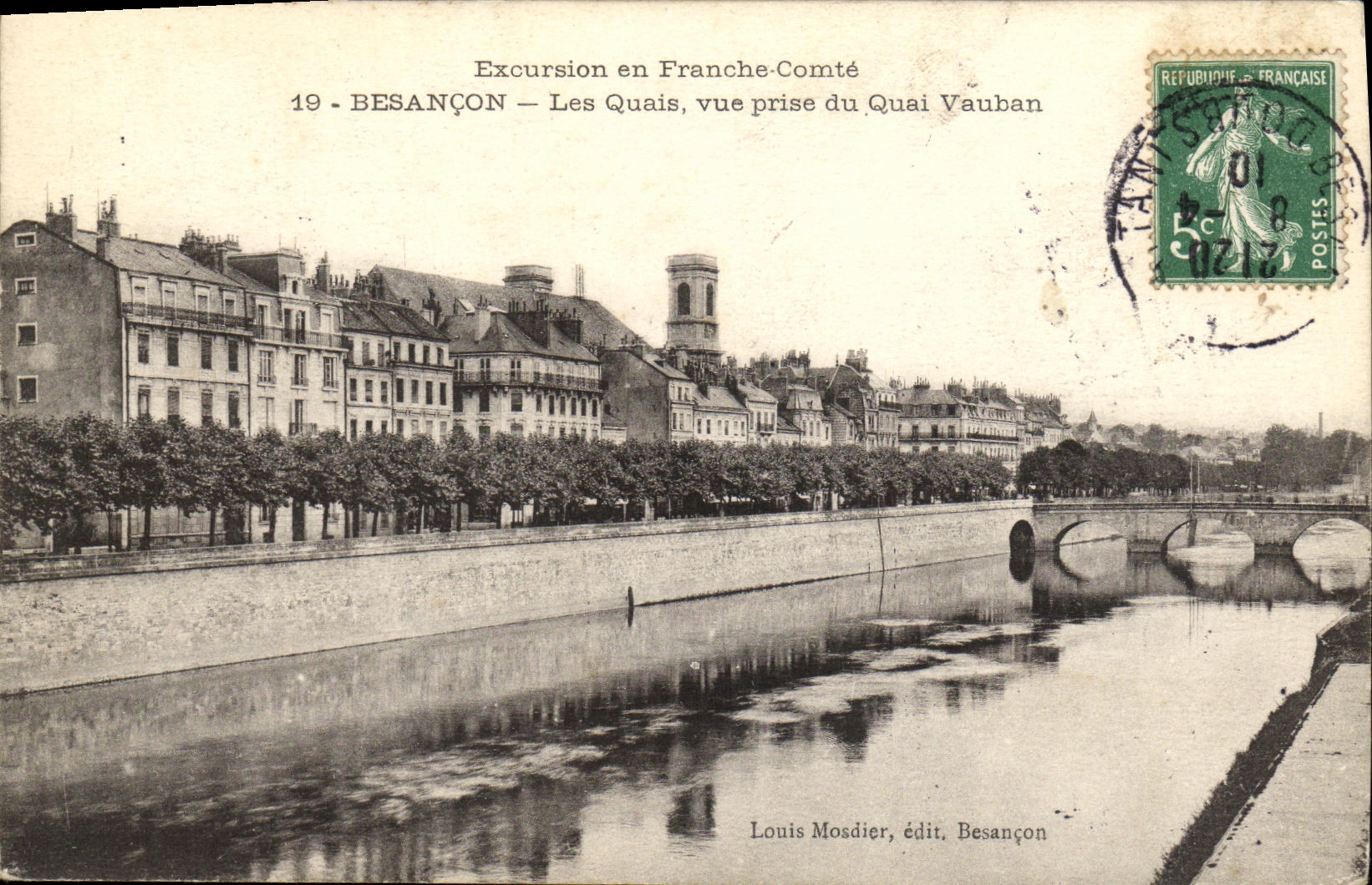 CPA Besancon Les Quais Vue prise du quai Vauban