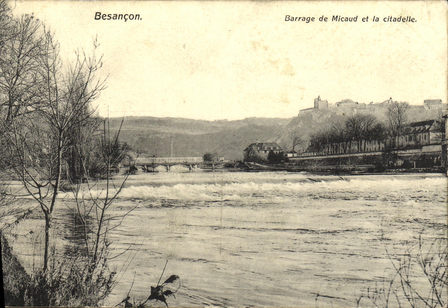 CPA Besancon Barrage de Micaud et la Citadelle