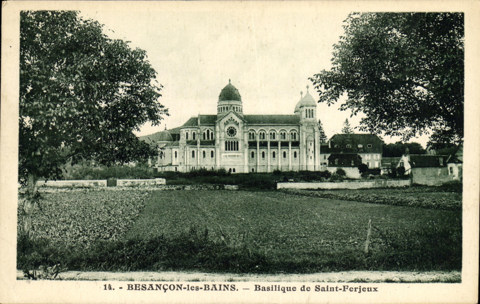 CPA Besancon les Bains Basilique de Saint Ferjeux