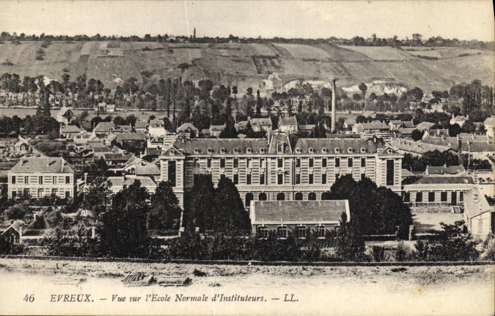 POSTAL Evreux de la VENDIMIA vista en L profesores de la escuela D de la formacion del profesorado