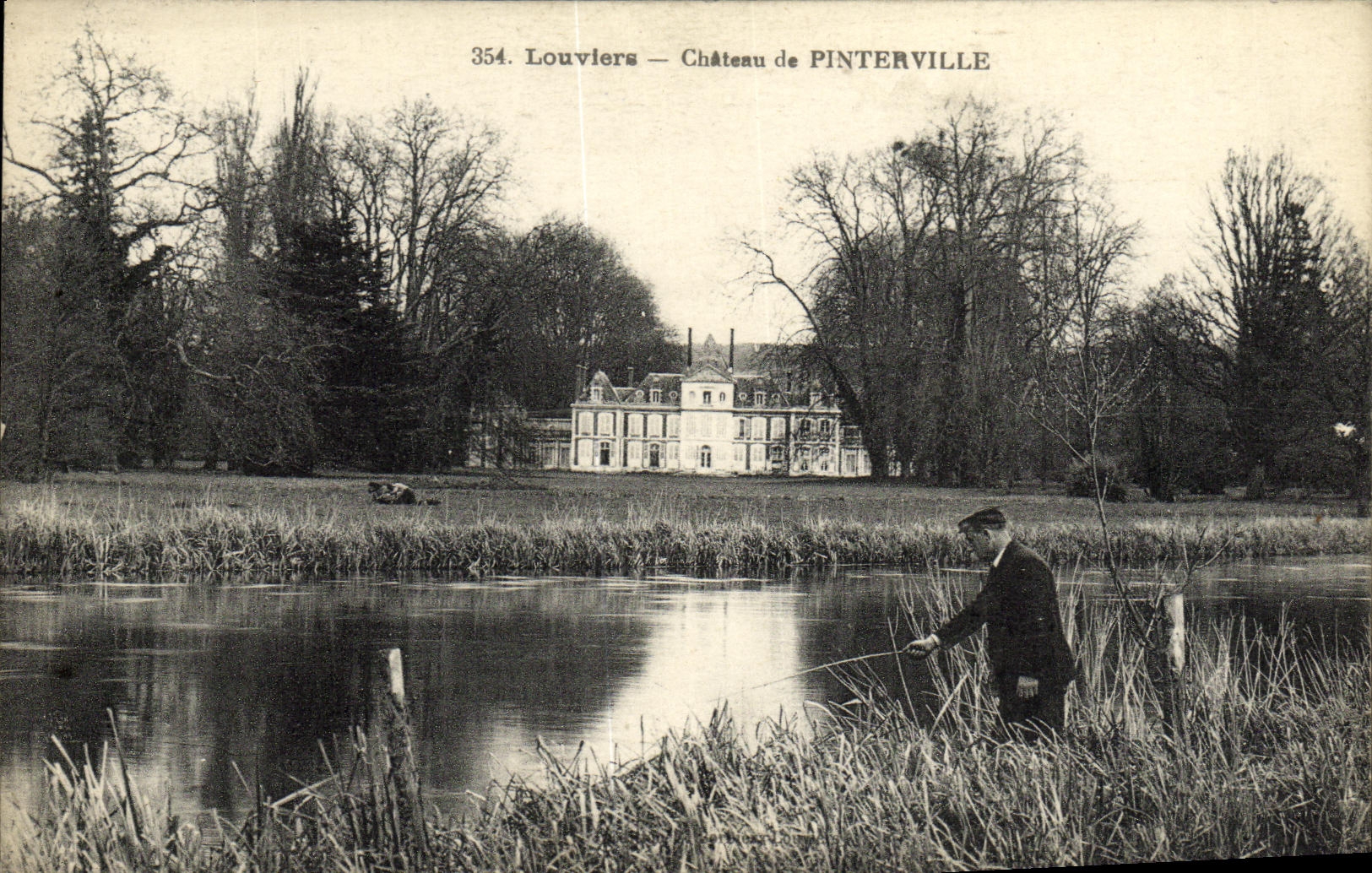 VINTAGE POSTCARD Louviers Castle of Pinterville Pecheur Fishes