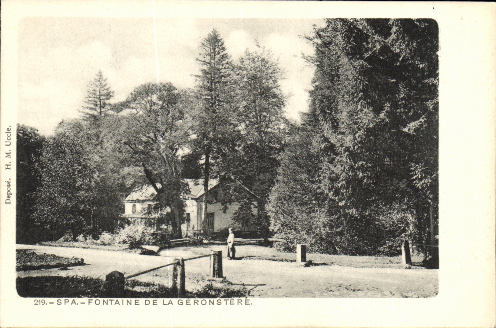 VINTAGE POSTCARD Spa Fountain of Geronstere