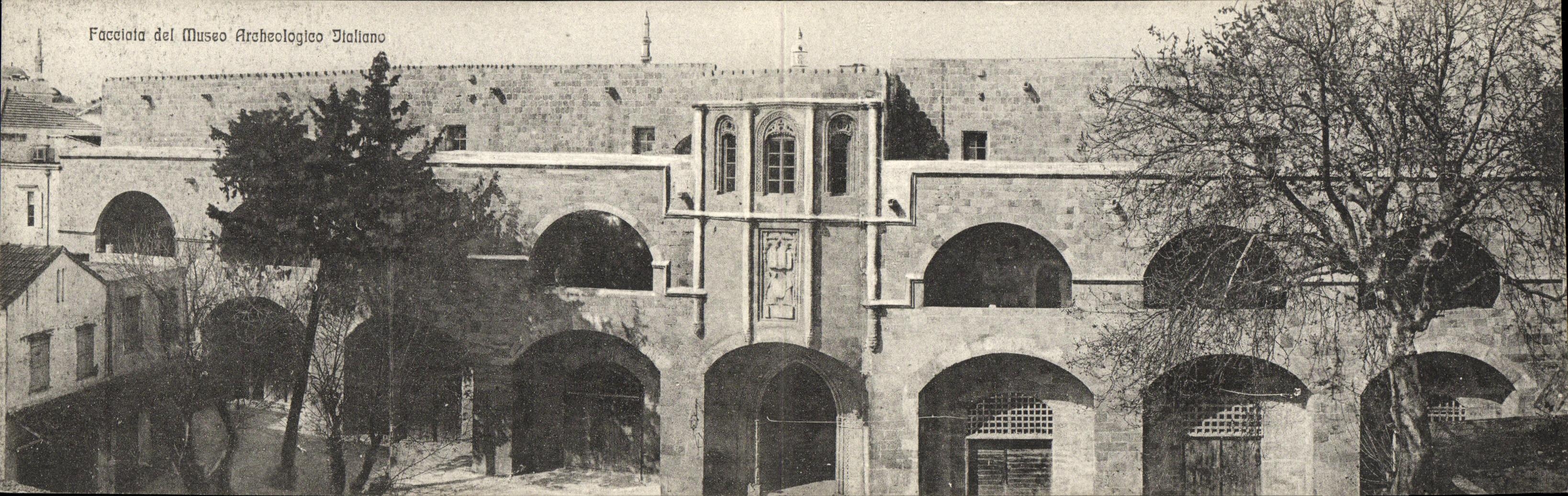 Postale partida doble Facciata del Museo Archeologica Italiano