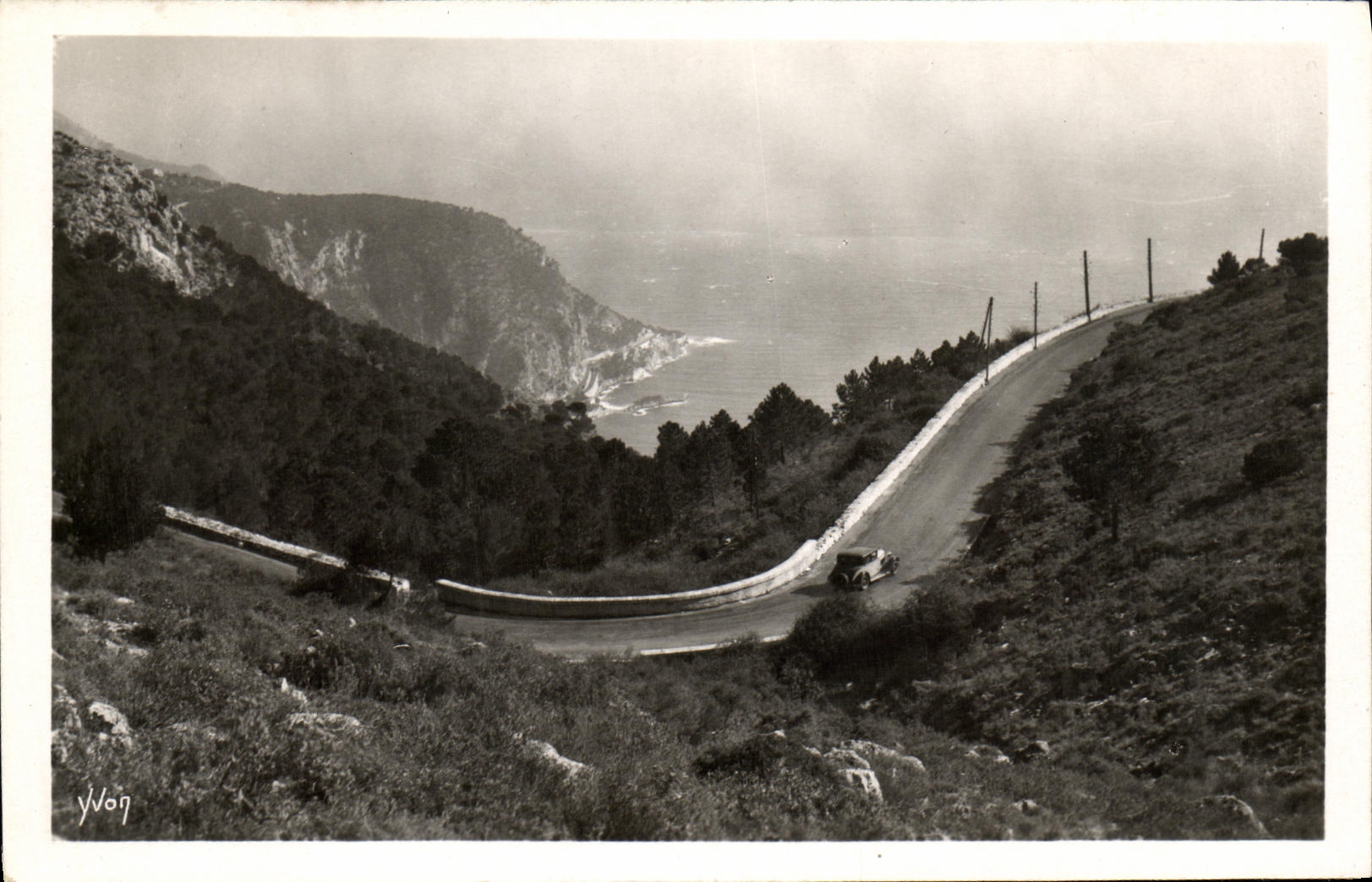 CPA La Cote D Azur Route de la Grande Corniche