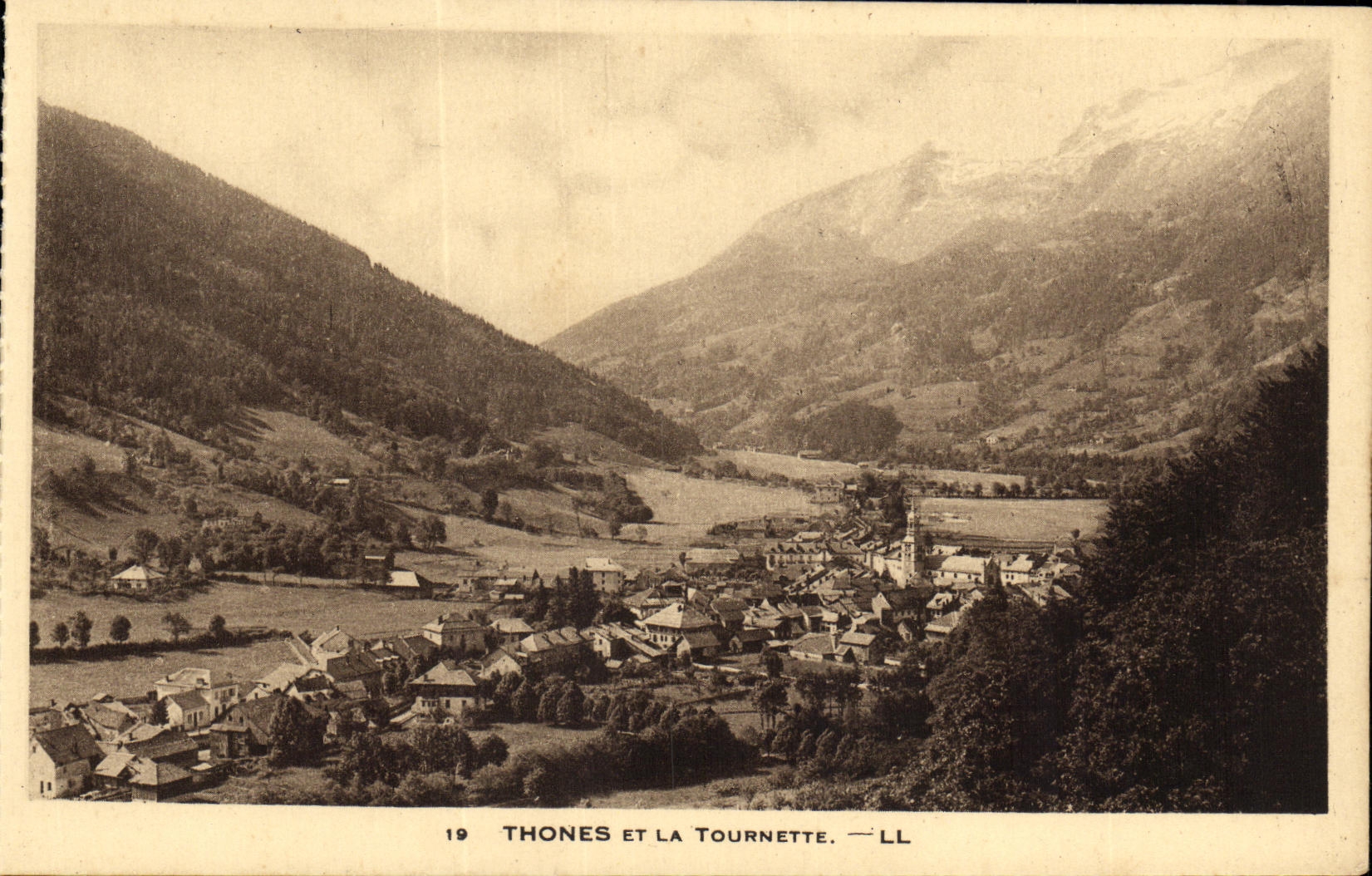CPA Thones et la Tournette