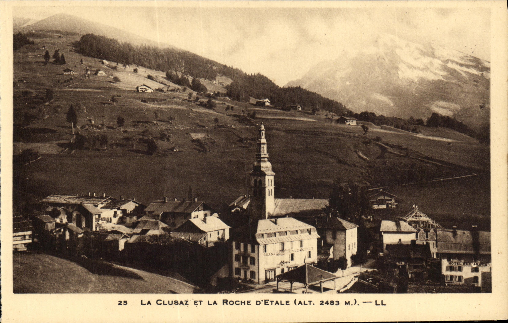 VINTAGE POSTCARD Clusaz and the Rock D Slack