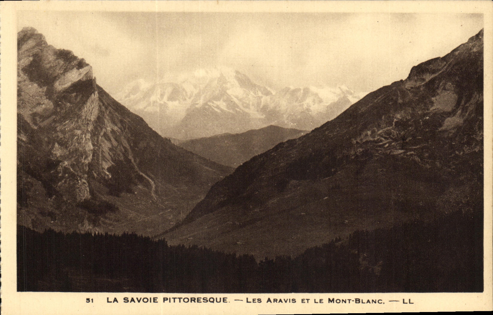 CPA La Savoie Pittoresque Les Aravis et le Mont Blanc