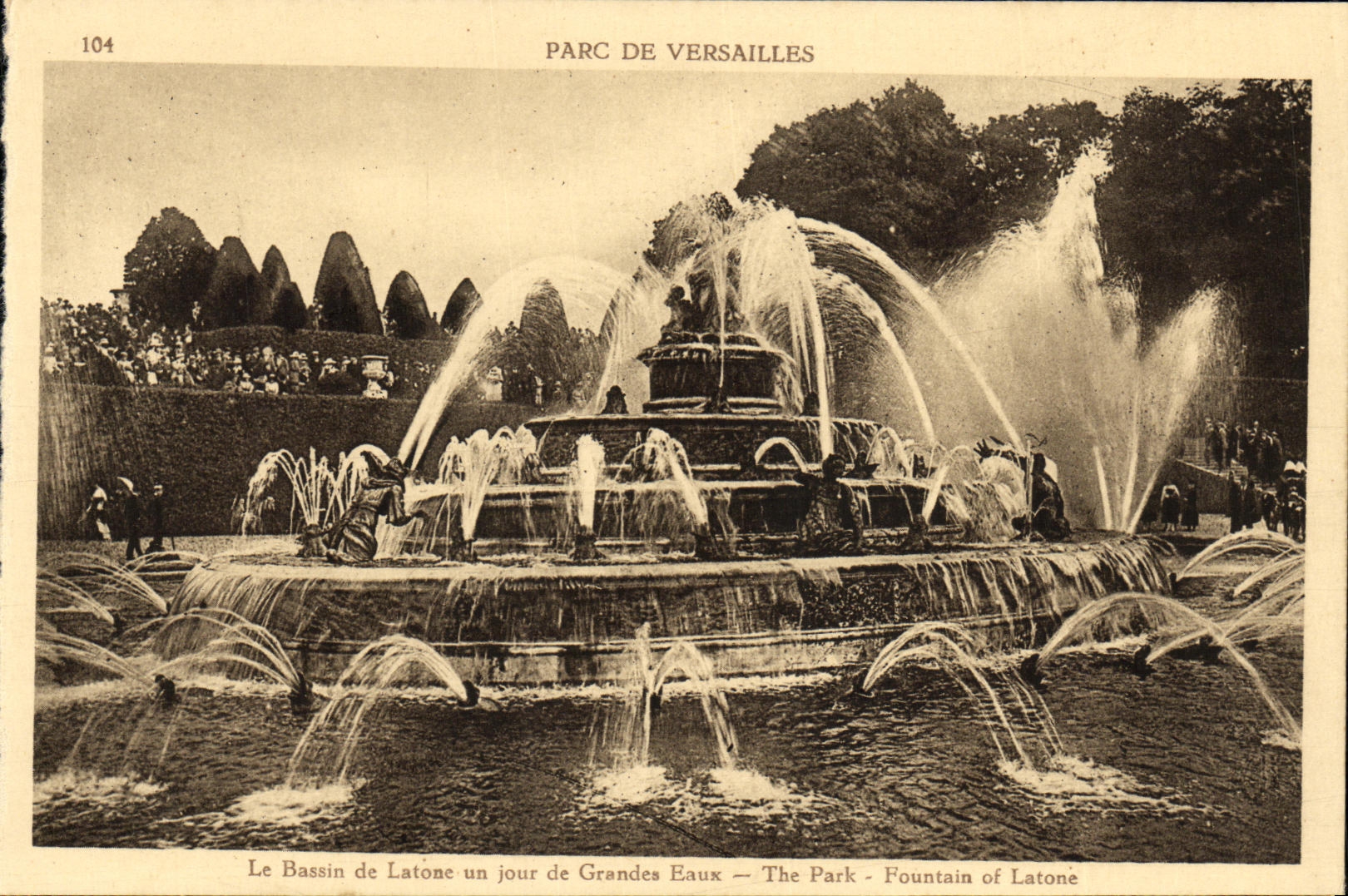 CPA Parc de Versailles Le bassin de Latone un jour de grandes eaux