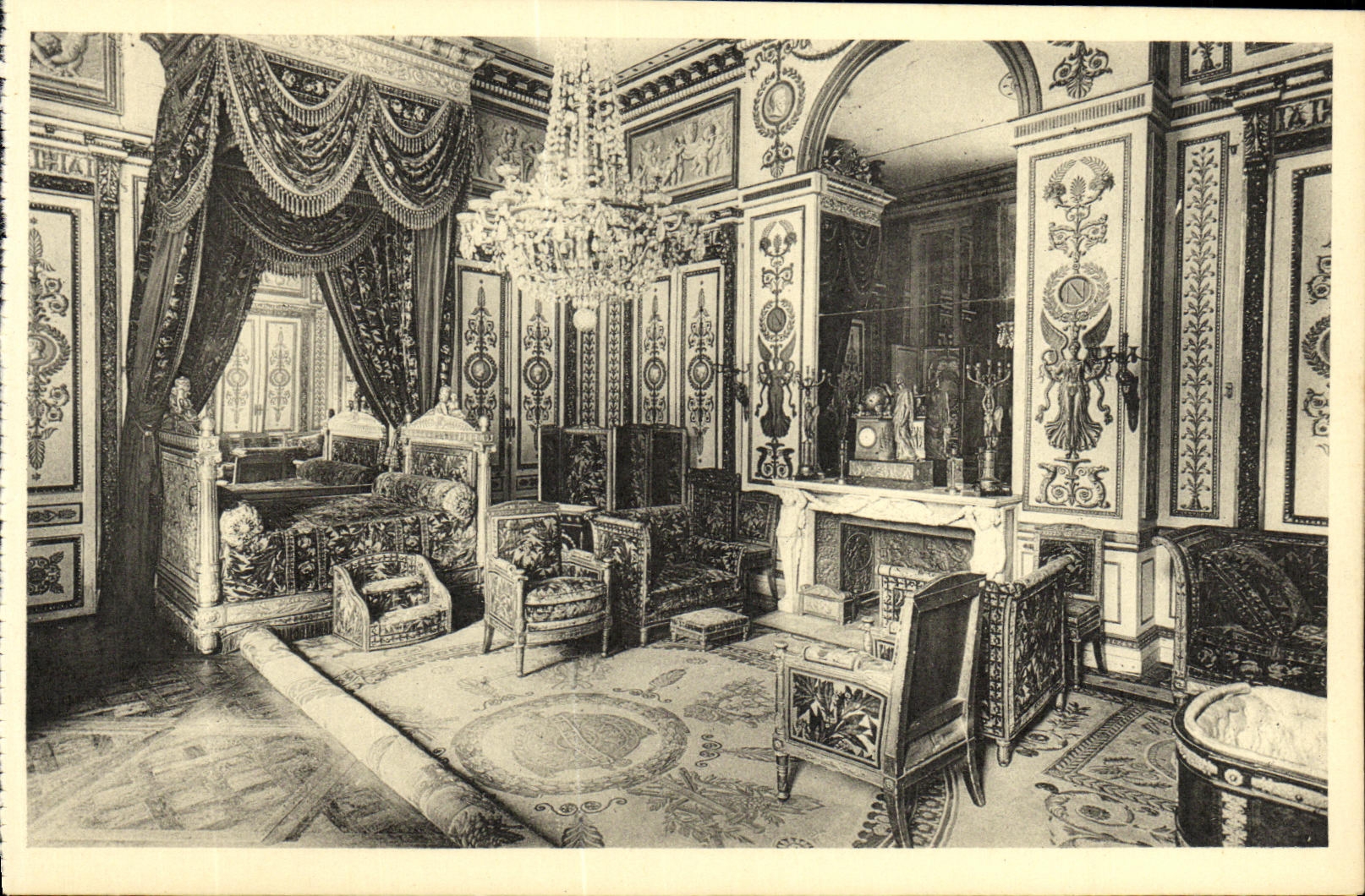 CPA Chateau de Fontainebleau Chambre de Napoleon l er