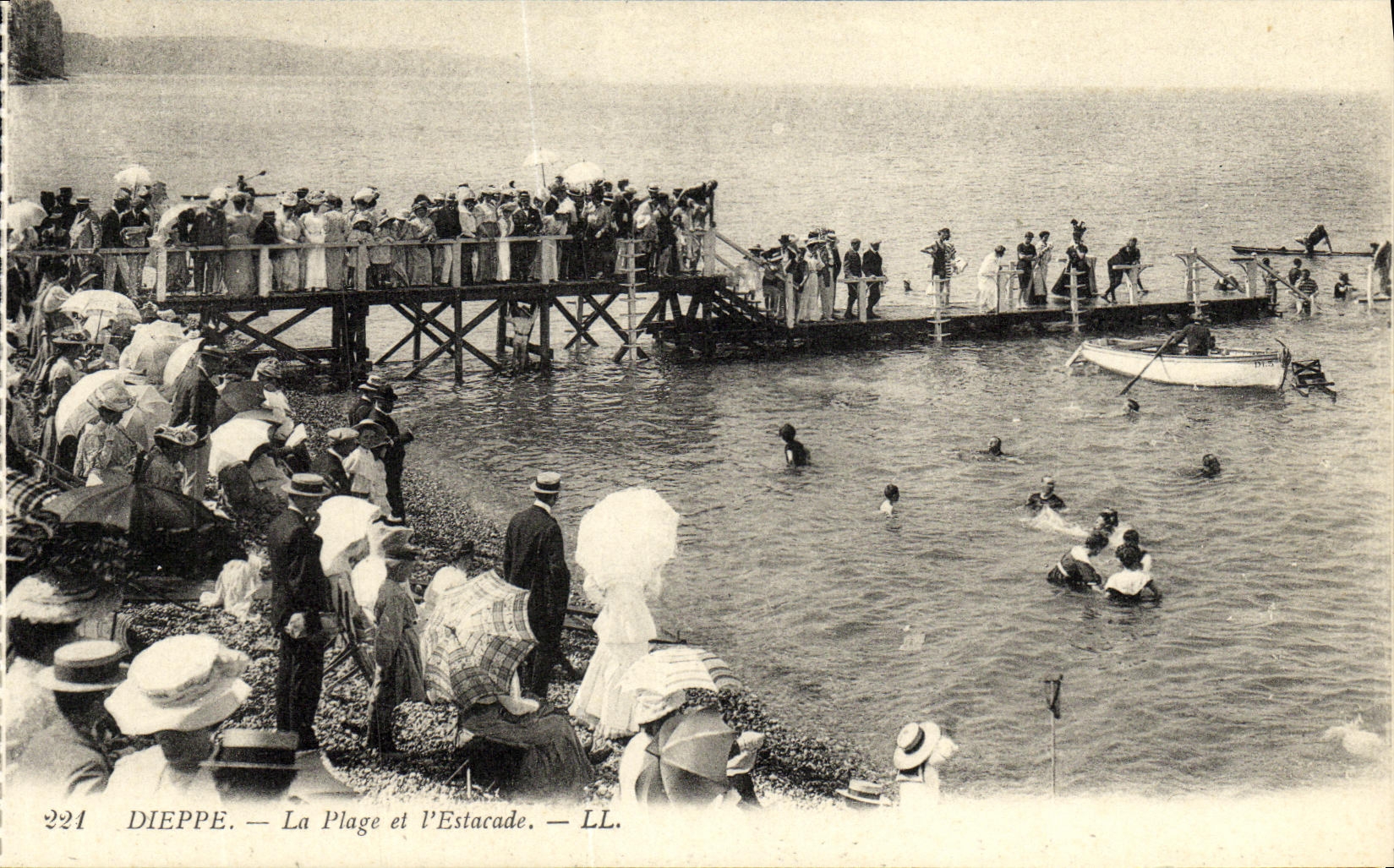 POSTAL Dieppe de la VENDIMIA la playa y el L embarcadero