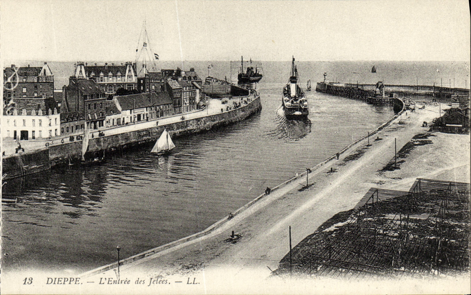 POSTAL Dieppe L de la VENDIMIA entrado del barco de los embarcaderos