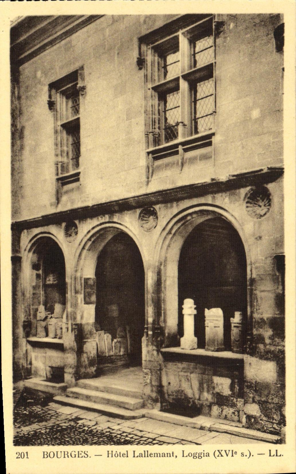 VINTAGE POSTCARD Bourges Hotel Lallemant Loggia XVl E century