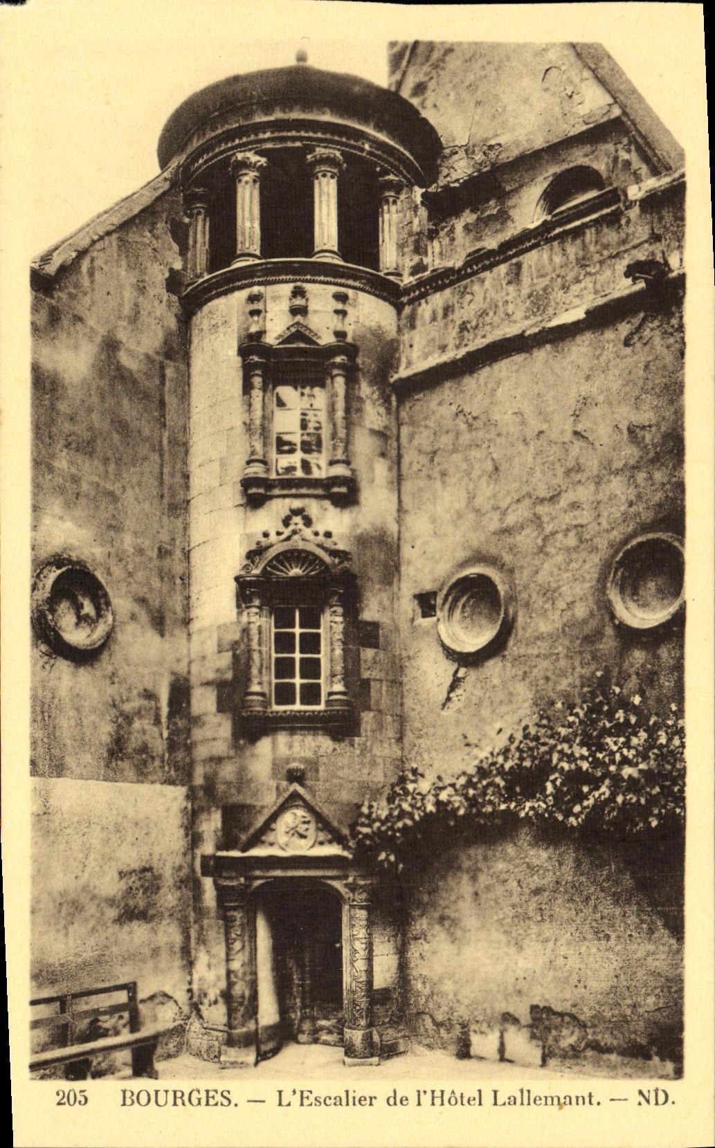 VINTAGE POSTCARD Bourges L Staircase of L Lallemant Hotel