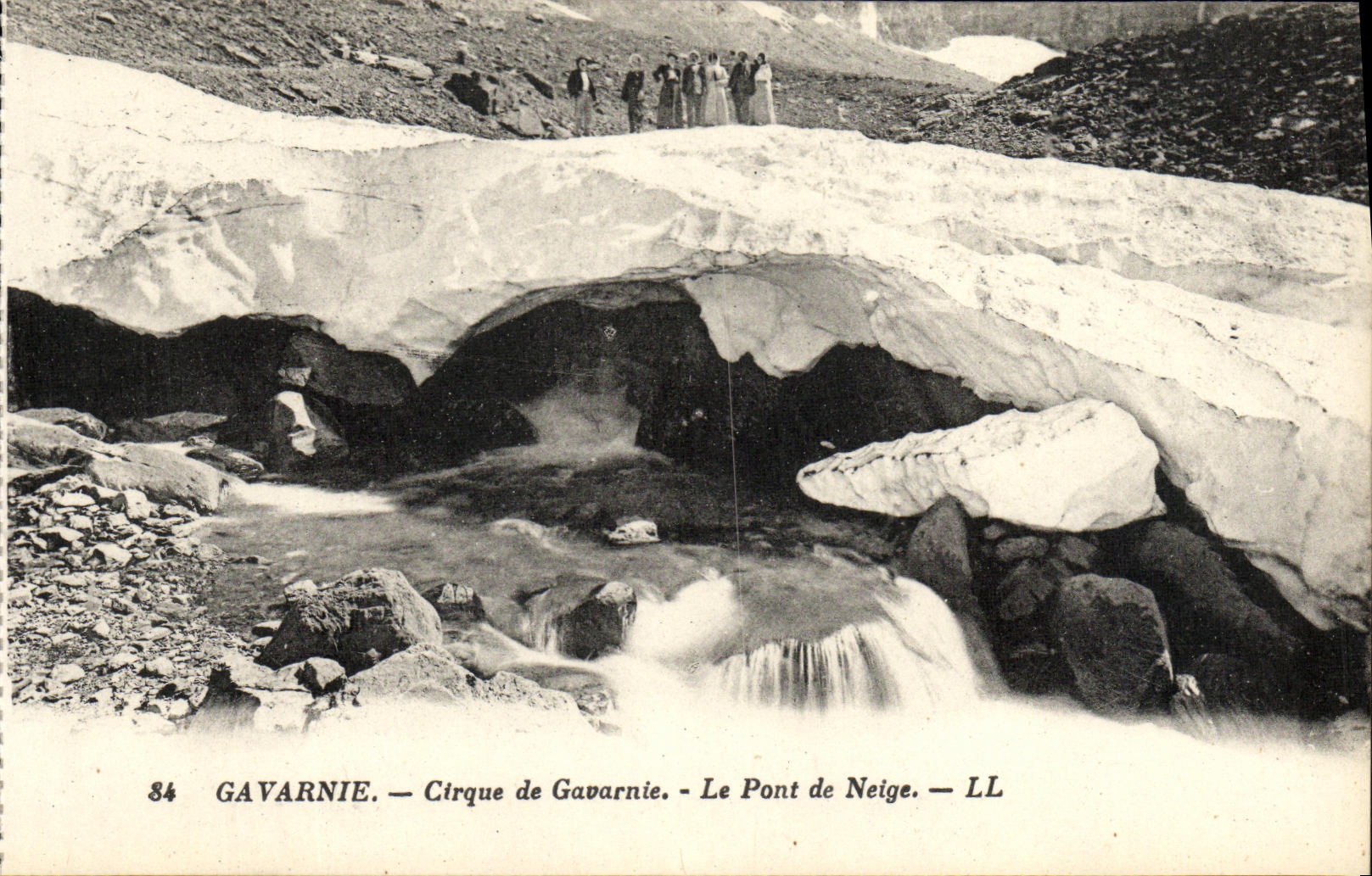 CPA Gavarnie Cieque de Gavarnie Le Pont de Neige