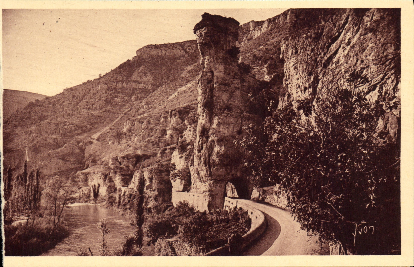 CPA Gorges du Tarn Pougnadoire Route de Ste Enimie a la Malene