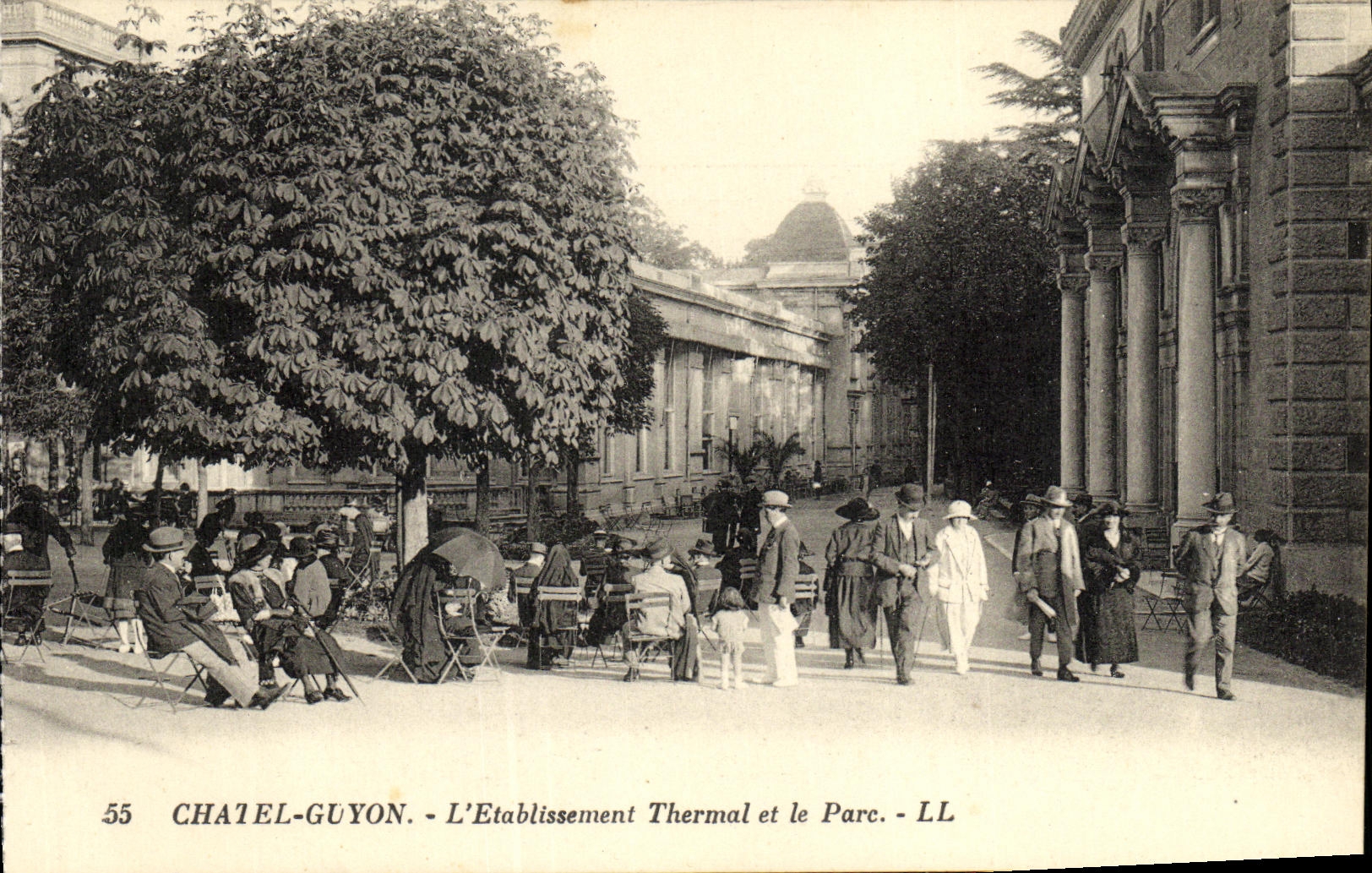 POSTAL Chatel Guyon L establecimiento hidropatico y el parque de la VENDIMIA