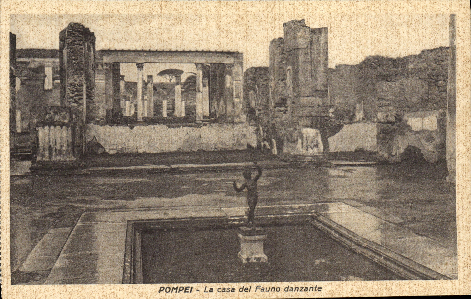 La POSTAL Pompeya de la VENDIMIA lo puso danzante de del Fauno