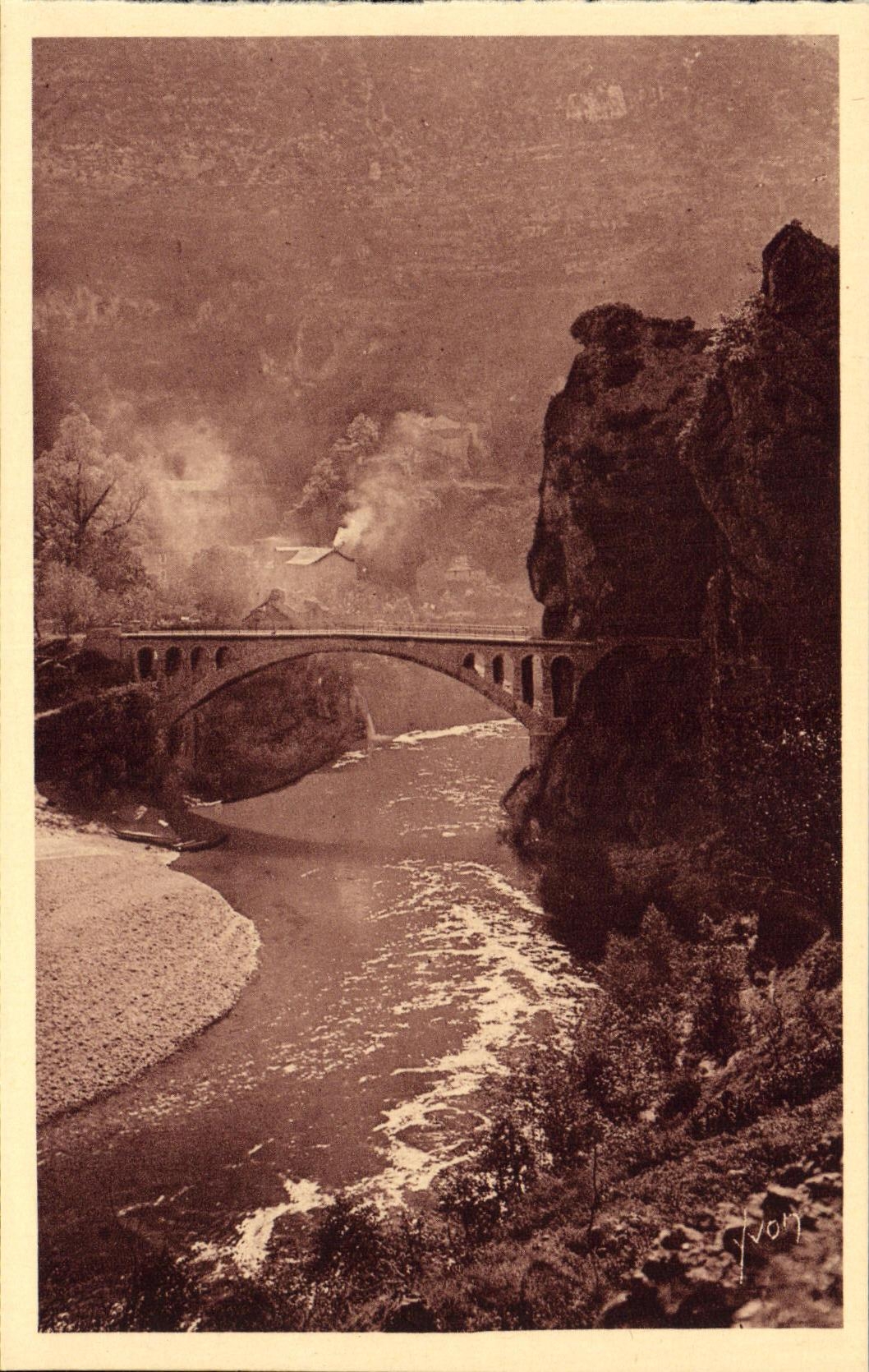 CPA Gorges Du Tarn Pardes saint Chely du Tarn Petit village