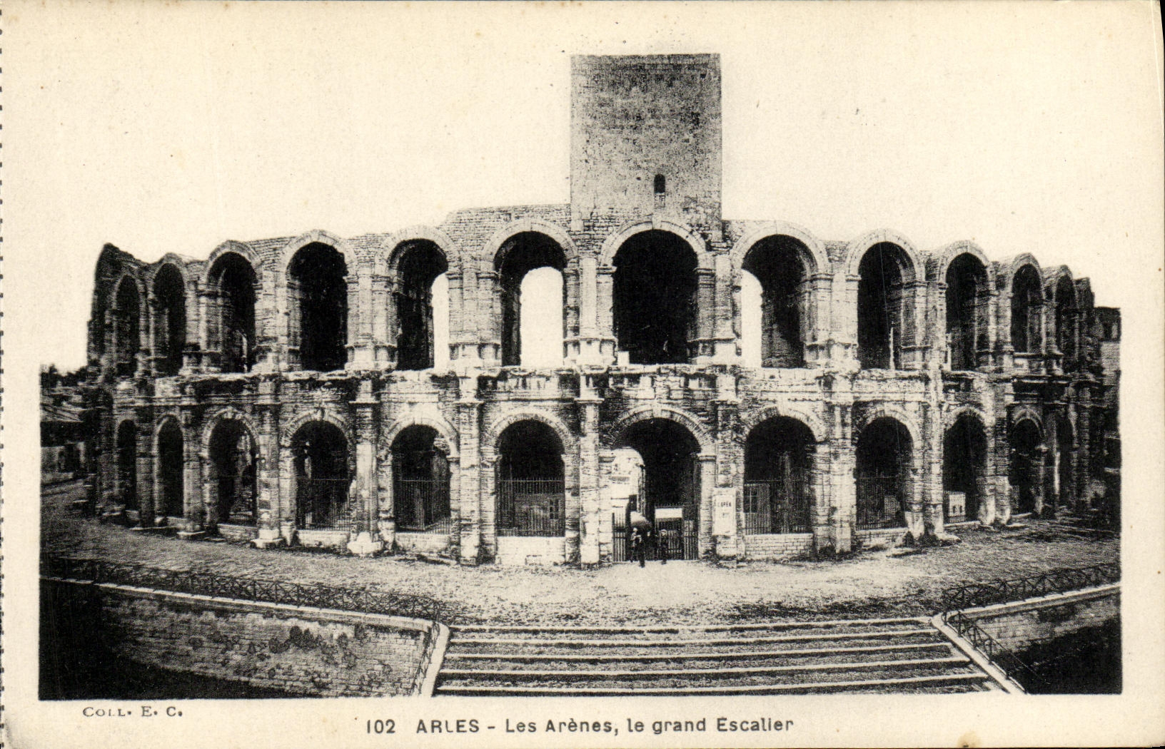 VINTAGE POSTCARD Arles the Arena the Large Staircase