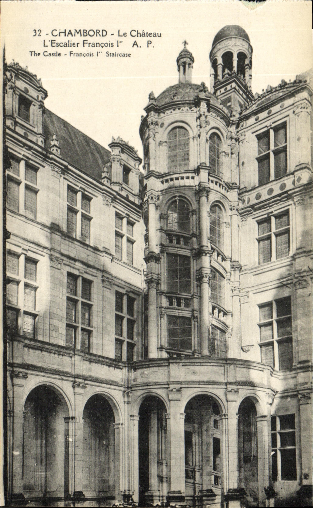 CPA Chambord Le Chateau L Escalier Francois 1er