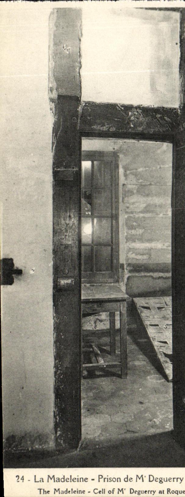 VINTAGE POSTCARD the Madeleine Prison of Mr  Degu1erry to the Rocket with his Paris furniture