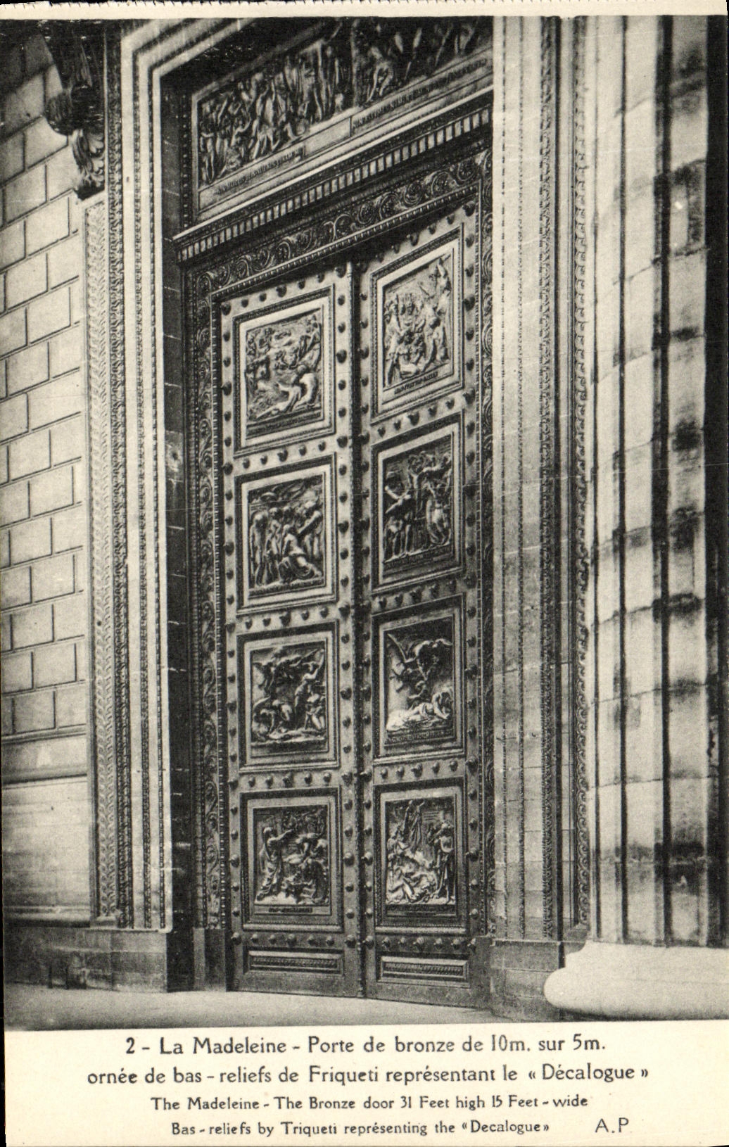 VINTAGE POSTCARD the Madeleine Carries of Paris Bronze