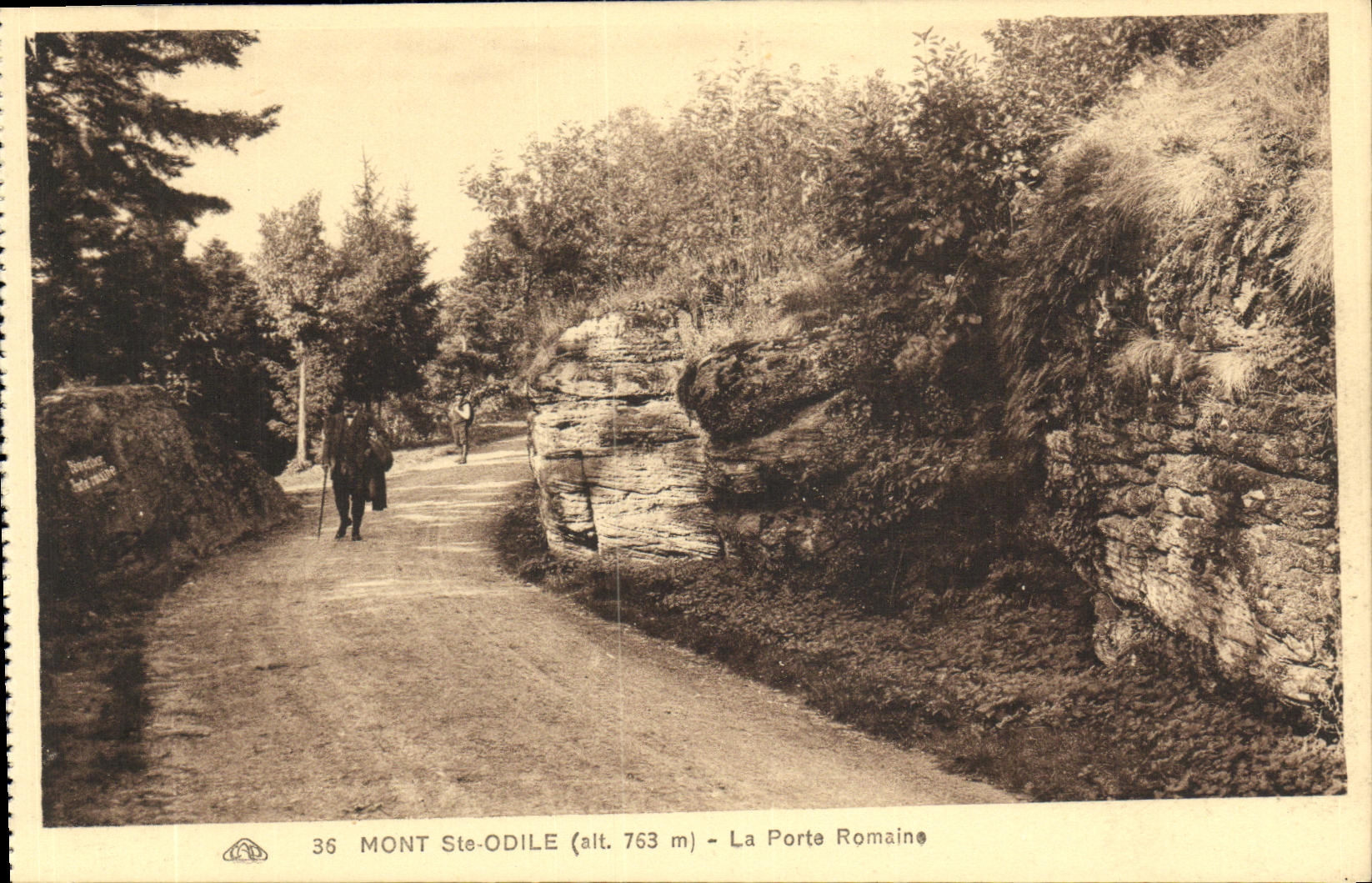 CPA Mont Ste Odile La Porte Romaine