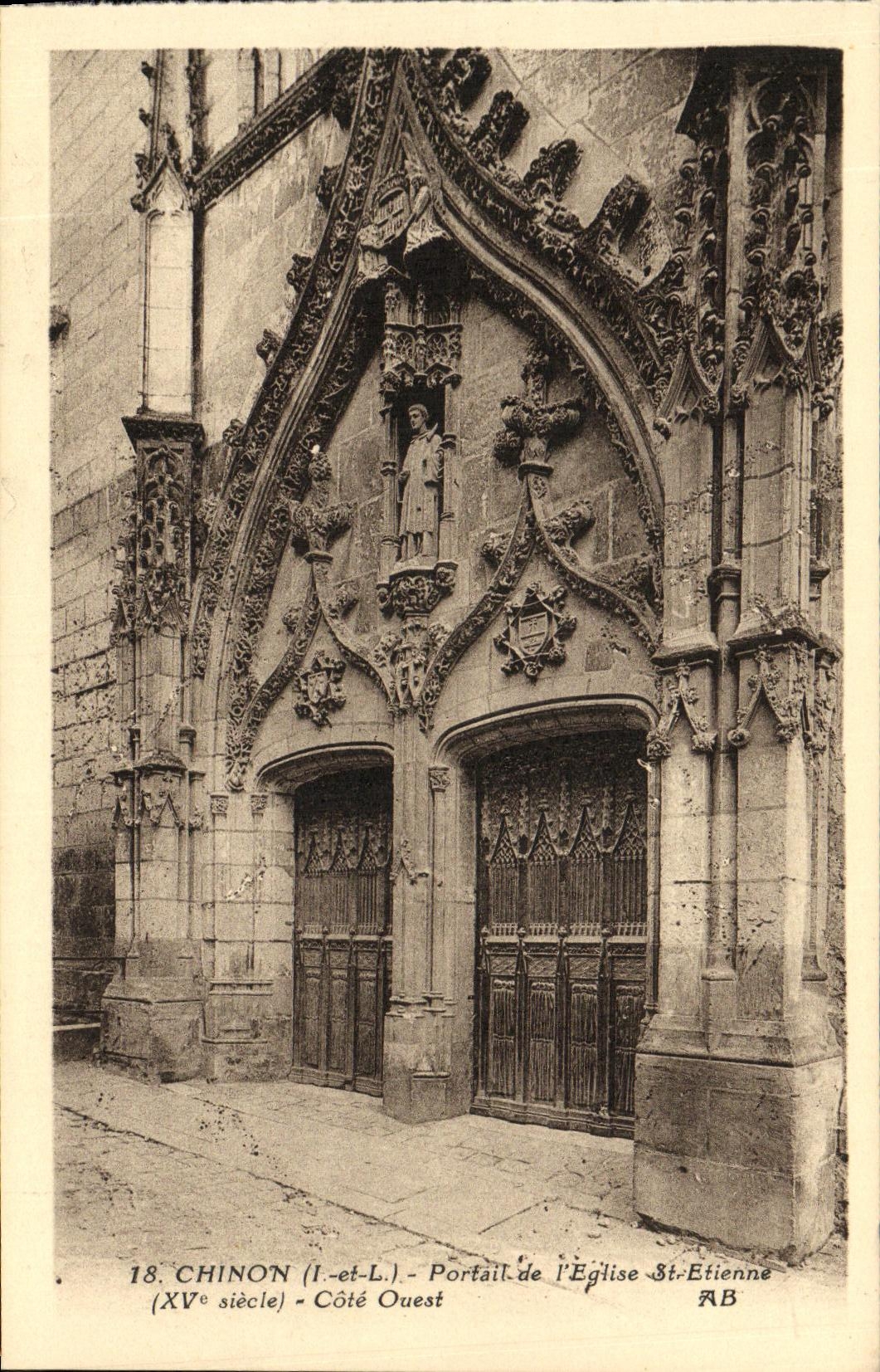 VINTAGE POSTCARD Chinon Gate of L Church St Etienne