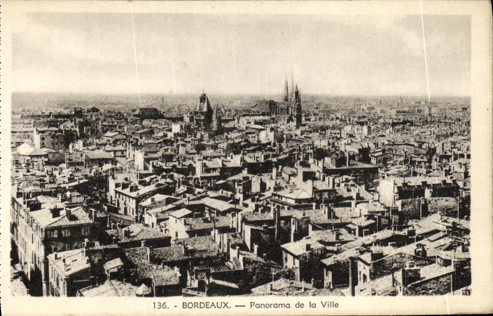 CPA Bordeaux Panorama de la Ville