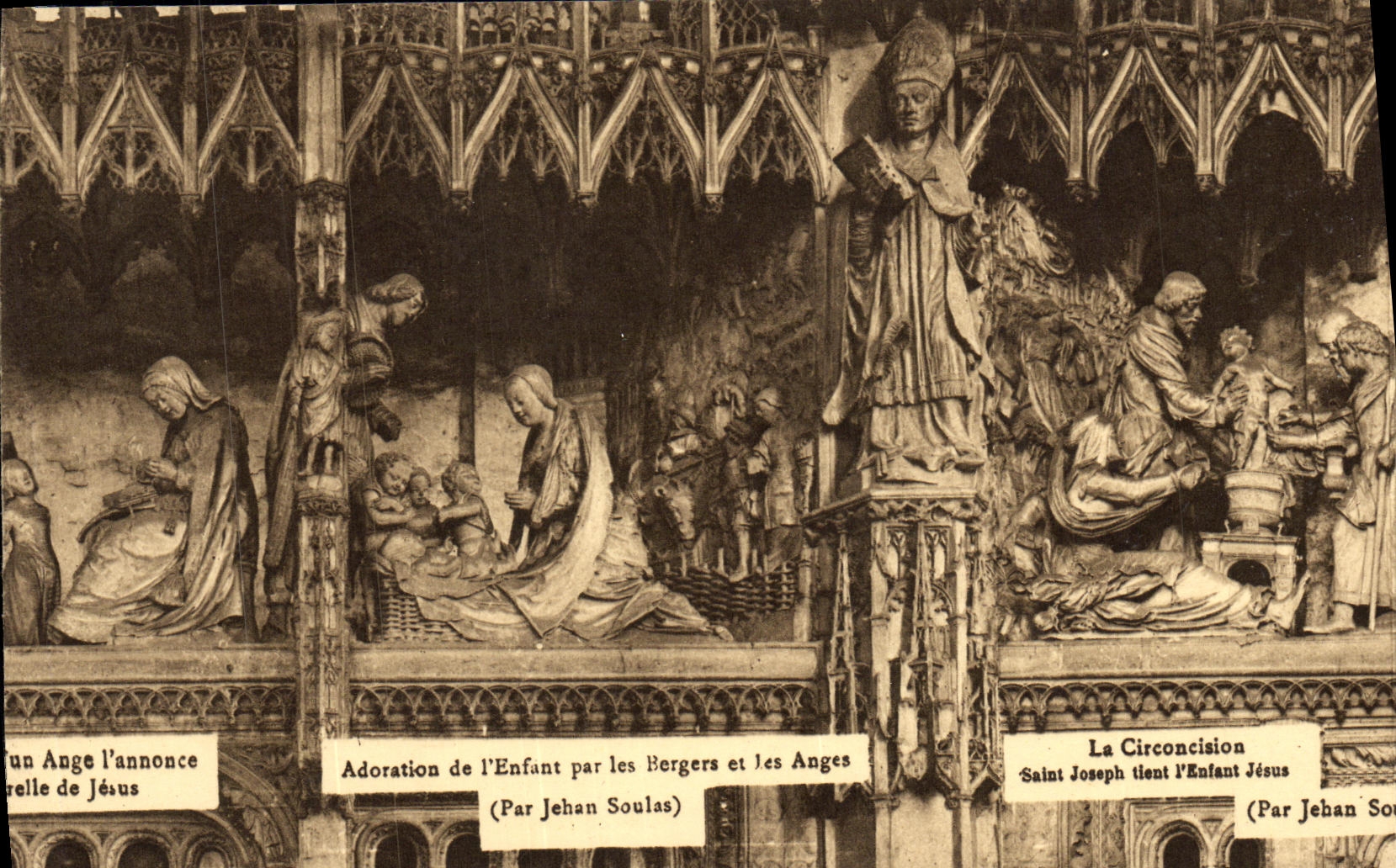CPA Chartres La Cathedrale Adoration de l enfant par les bergers et les anges