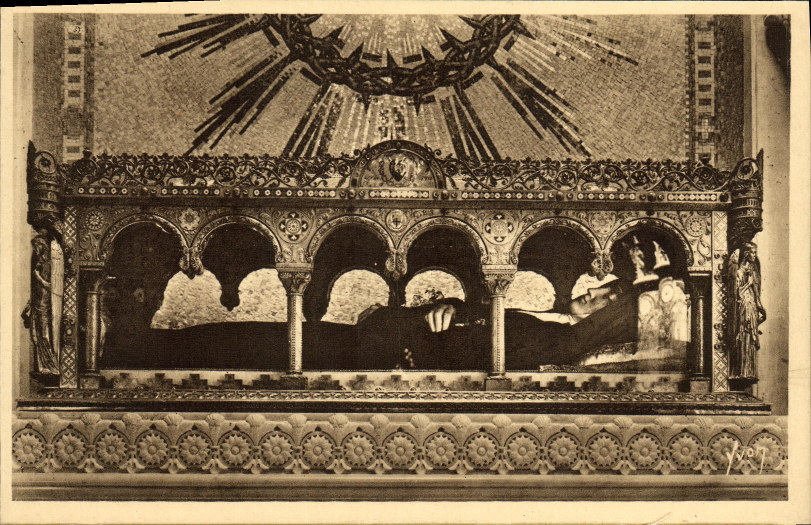 VINTAGE POSTCARD Paray Monial Monastere of the Visitation Drives out containing the relics of co Marguerite Marie Alacoque