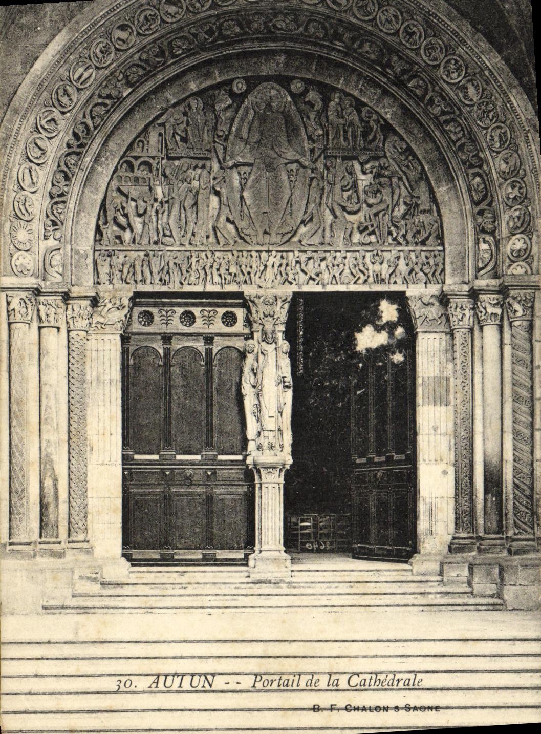 CPA Autun Portail de la Cathedrale