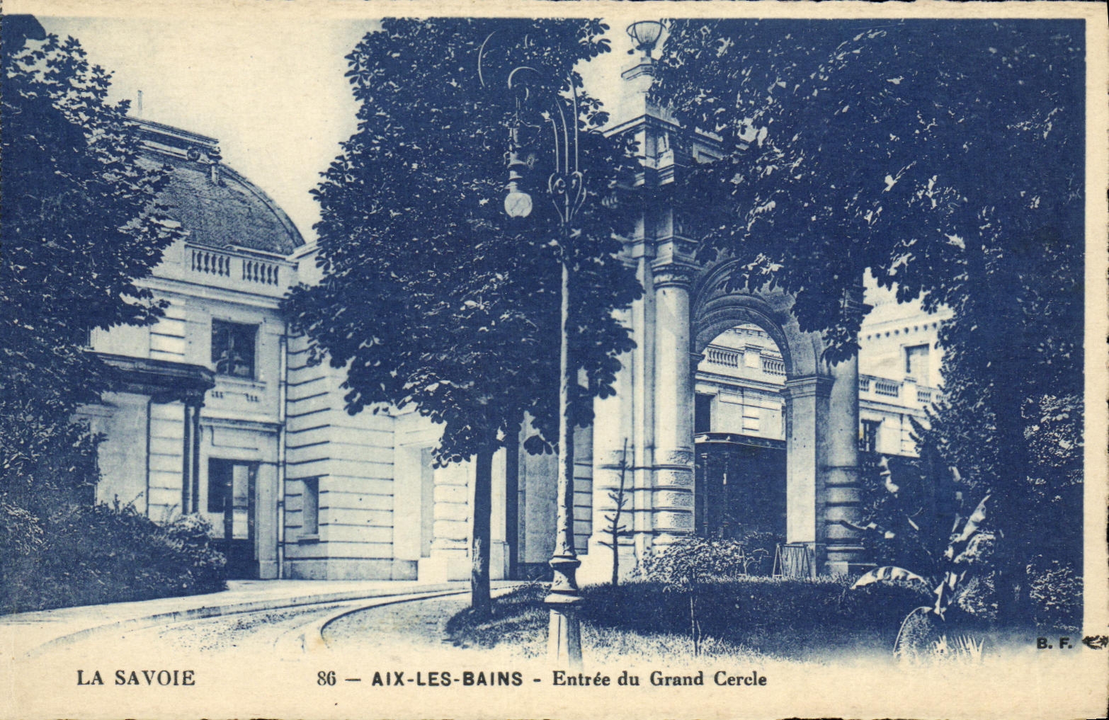 CPA Aix Les Bains Entree du Grand Cercle