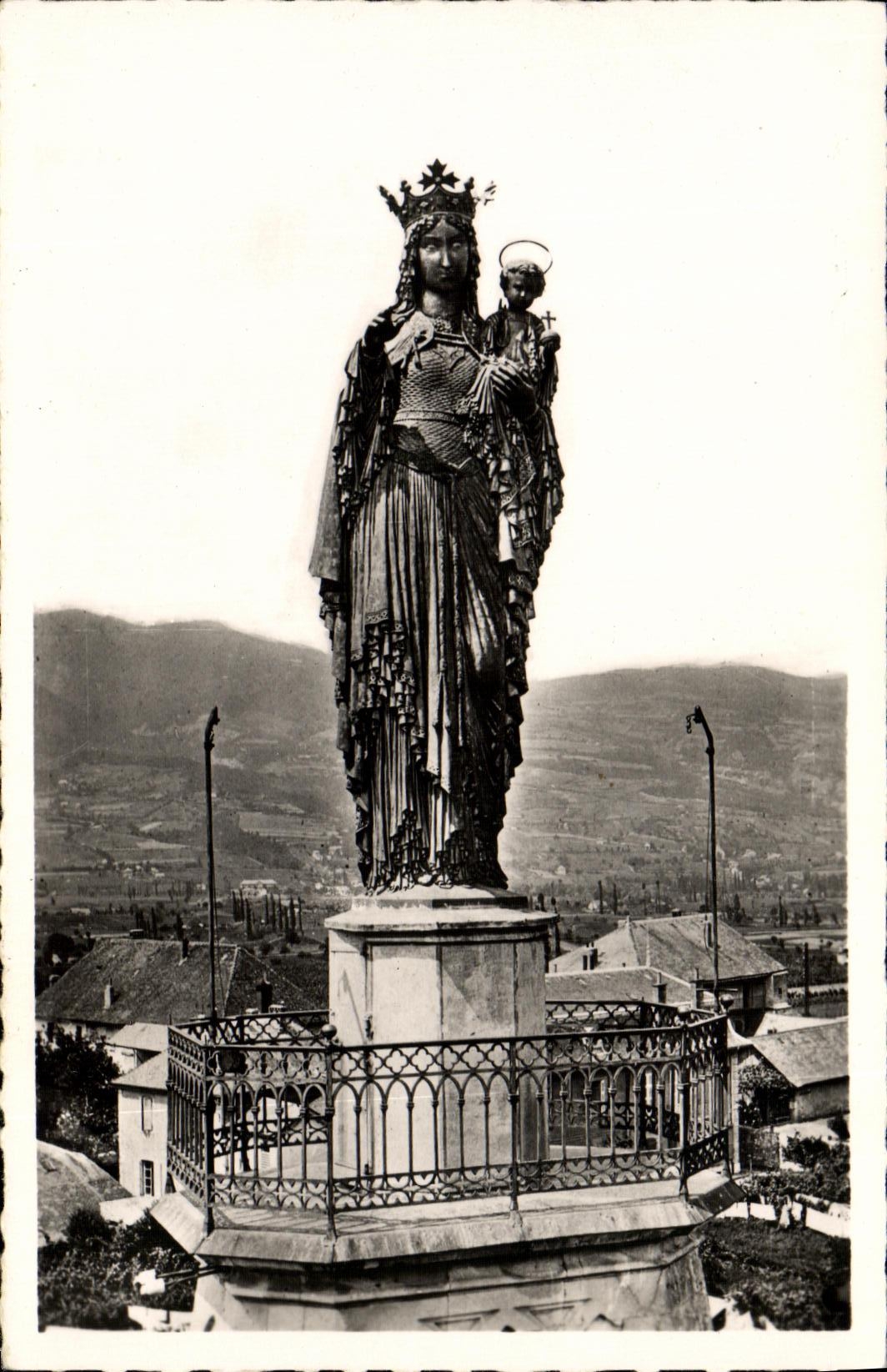 MODERN CARD Savoy Tourisme Myans Stat Monumentale out of bronze gilds