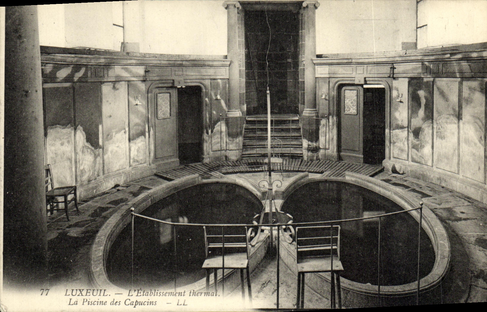 VINTAGE POSTCARD Luxeuil L Hydropathic establishment the swimming pool of the Capuchins