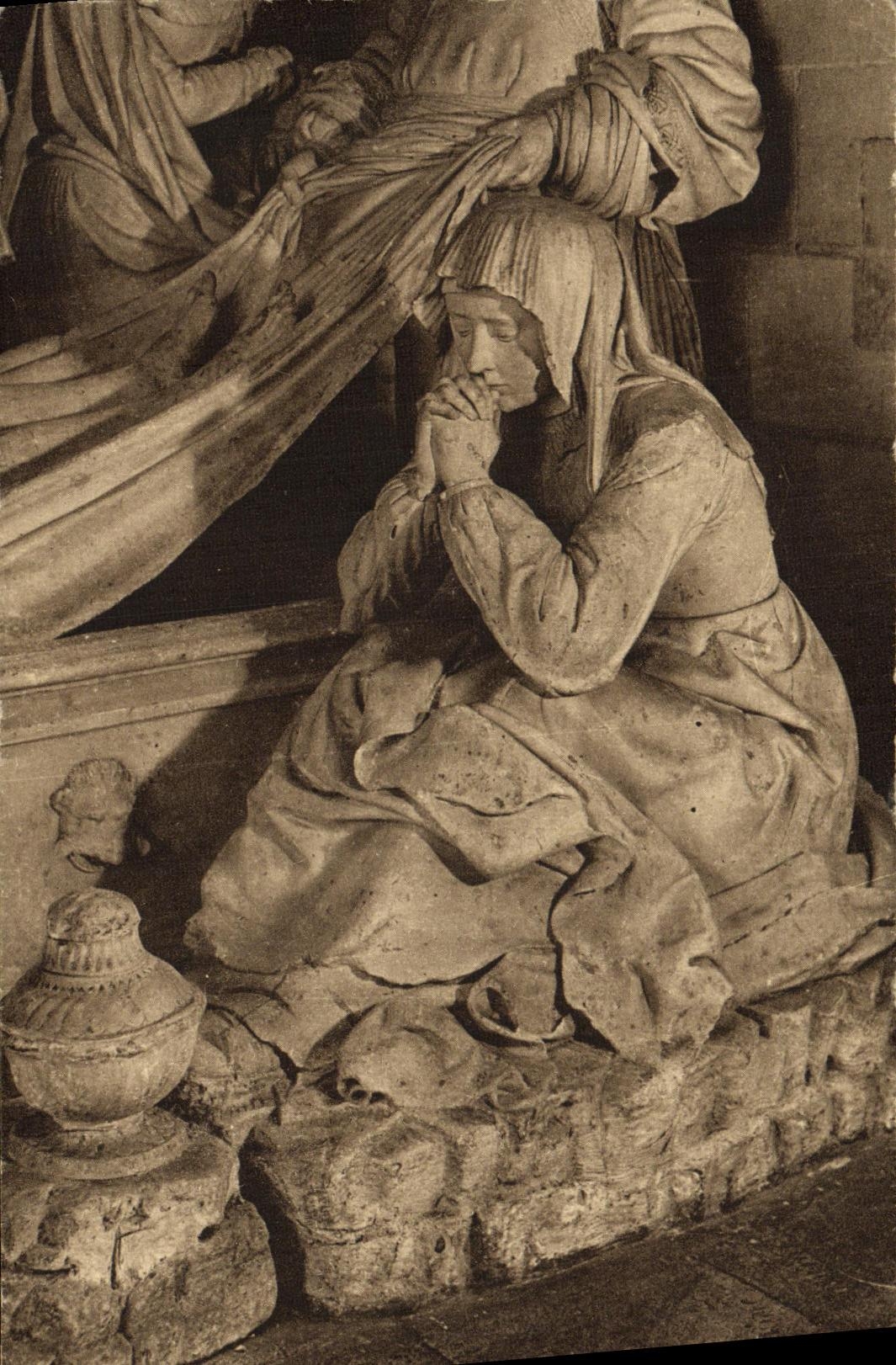 VINTAGE POSTCARD Solesmes Sainte Marie the Madeleine with the tomb of Christ