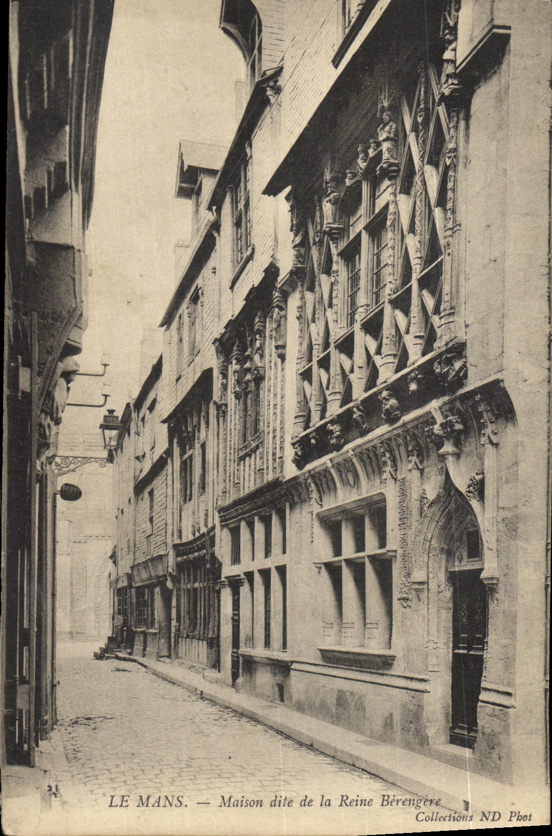 VINTAGE POSTCARD Mans House known as the Queen Berengere
