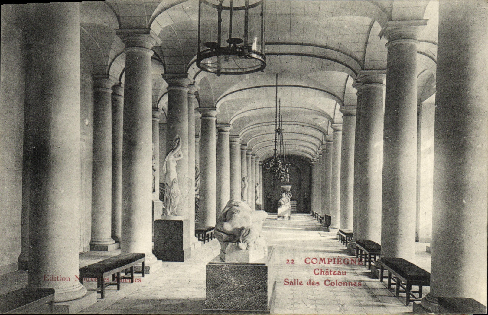 CPA Compiegne Chateau Salle des Colonnes