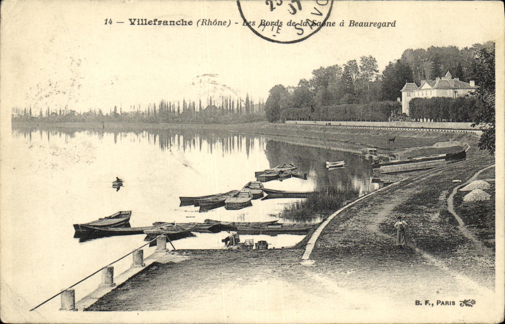 VINTAGE POSTCARD Villefranche On the Saone the Edges of the Saone has Beauregard