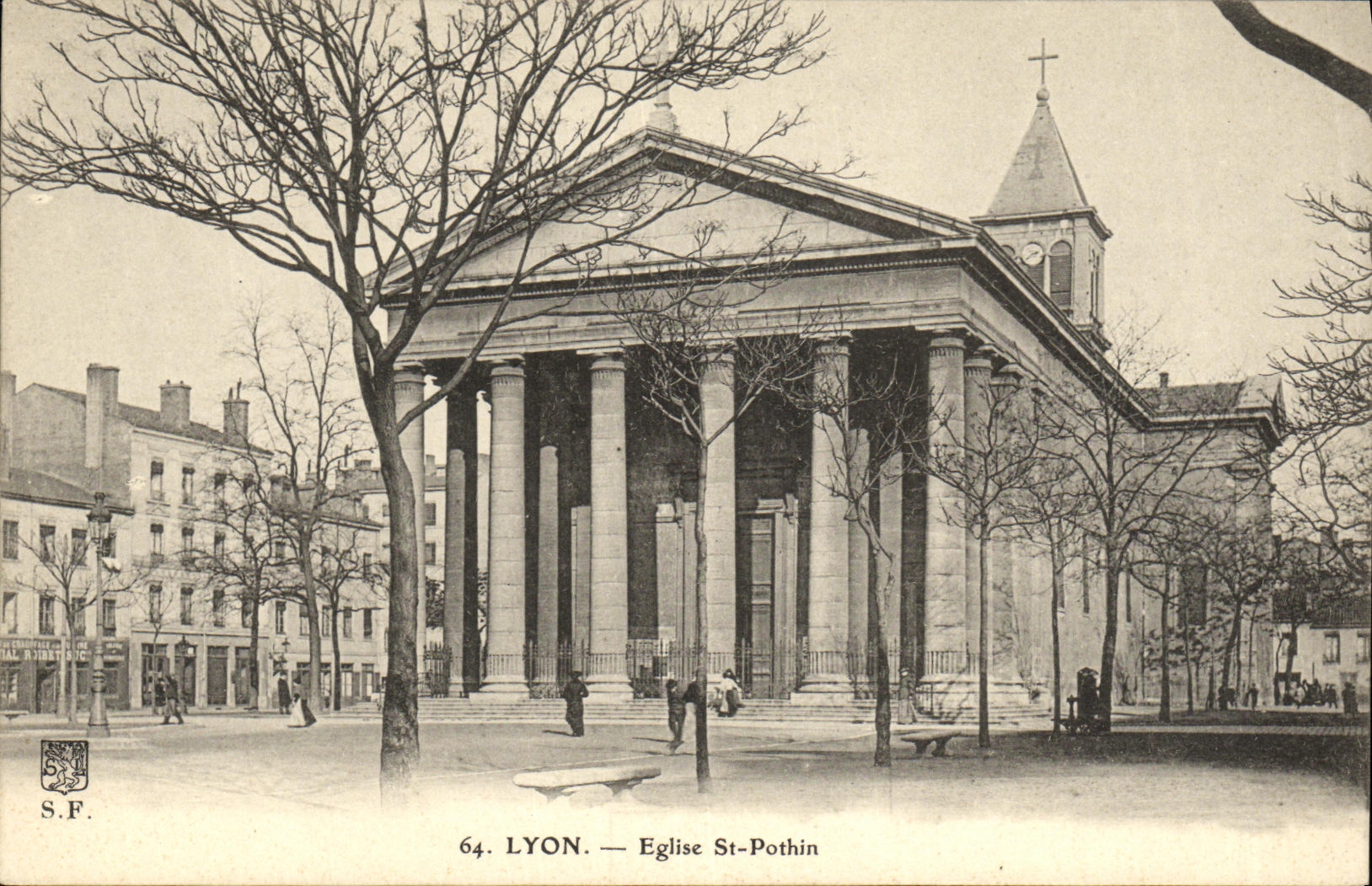 VINTAGE POSTCARD Lyon Church St Pothin