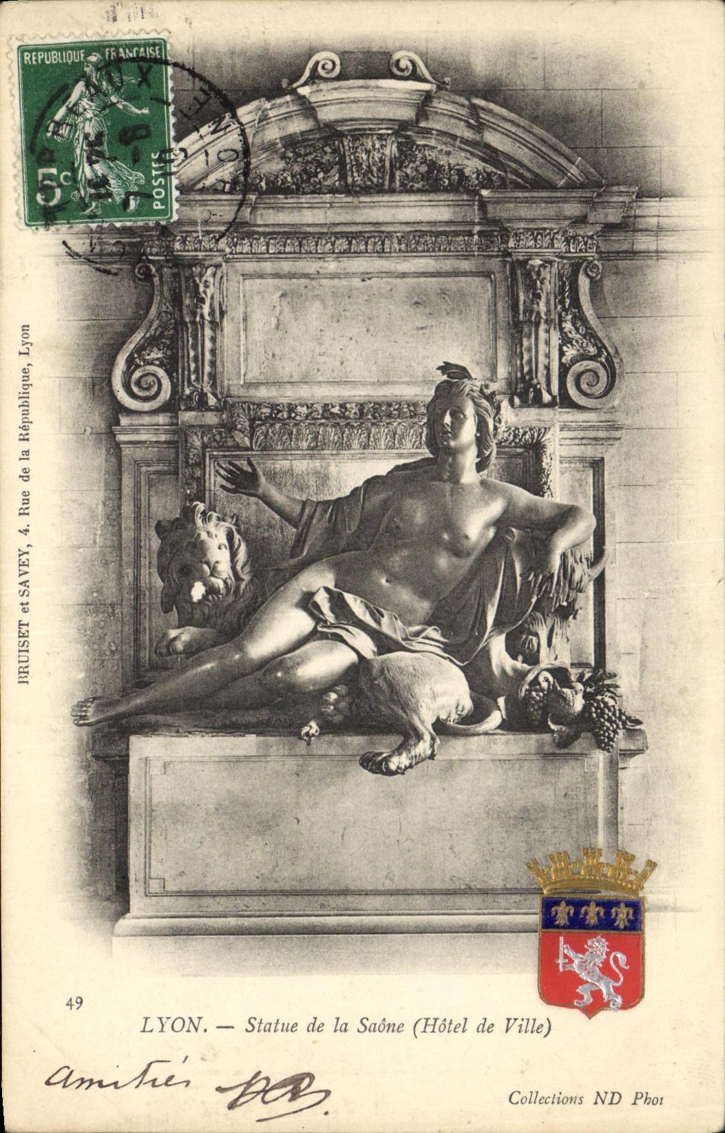 VINTAGE POSTCARD Lyon Rules of the Saone Town hall Lion