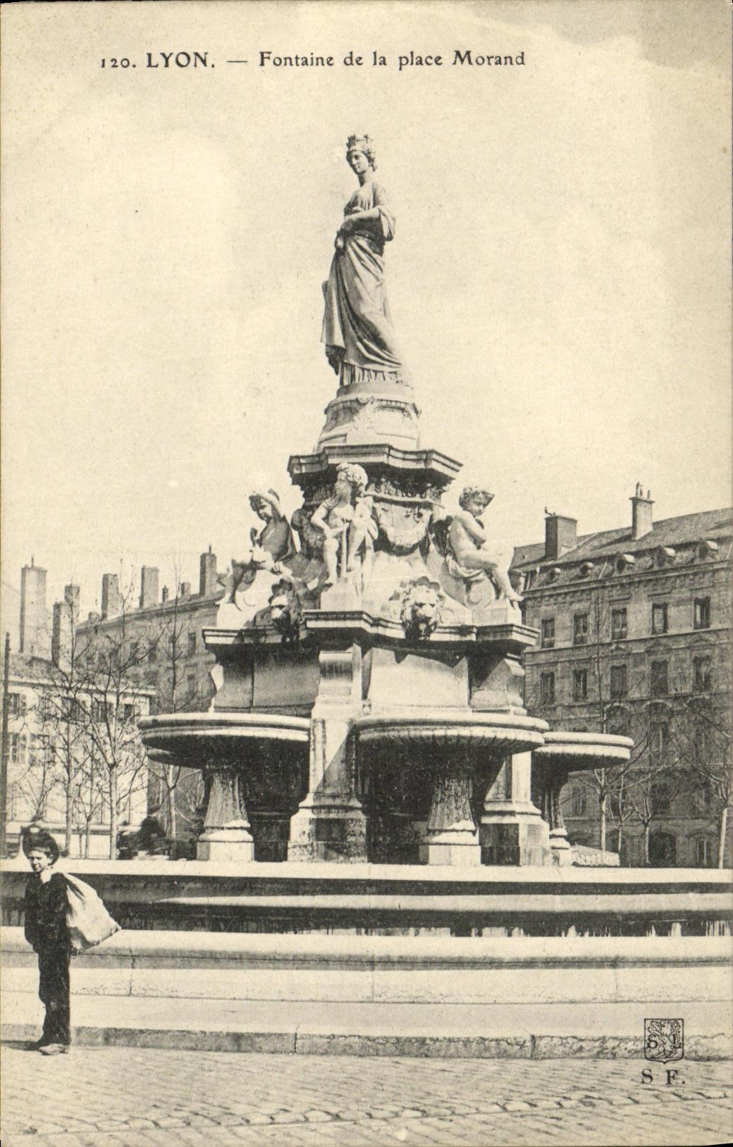 VINTAGE POSTCARD Lyon Fountain of the Morand Place