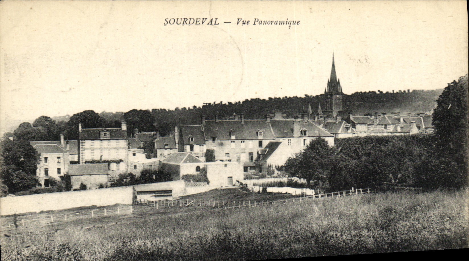 VINTAGE POSTCARD Sourdeval Panoramic View